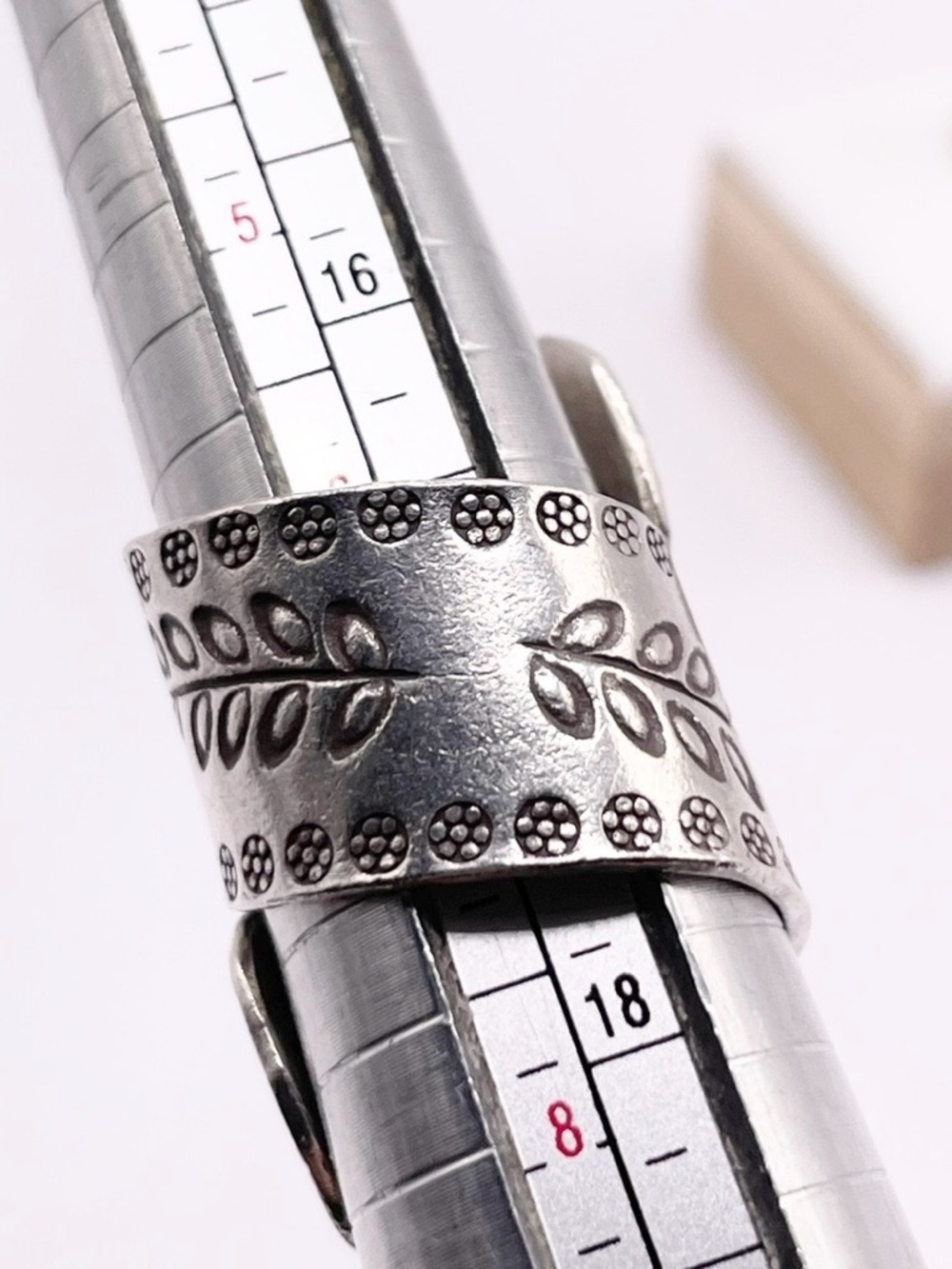 Size 7 Sterling Silver Wide Band Wrap Ring - Picture 6 of 7